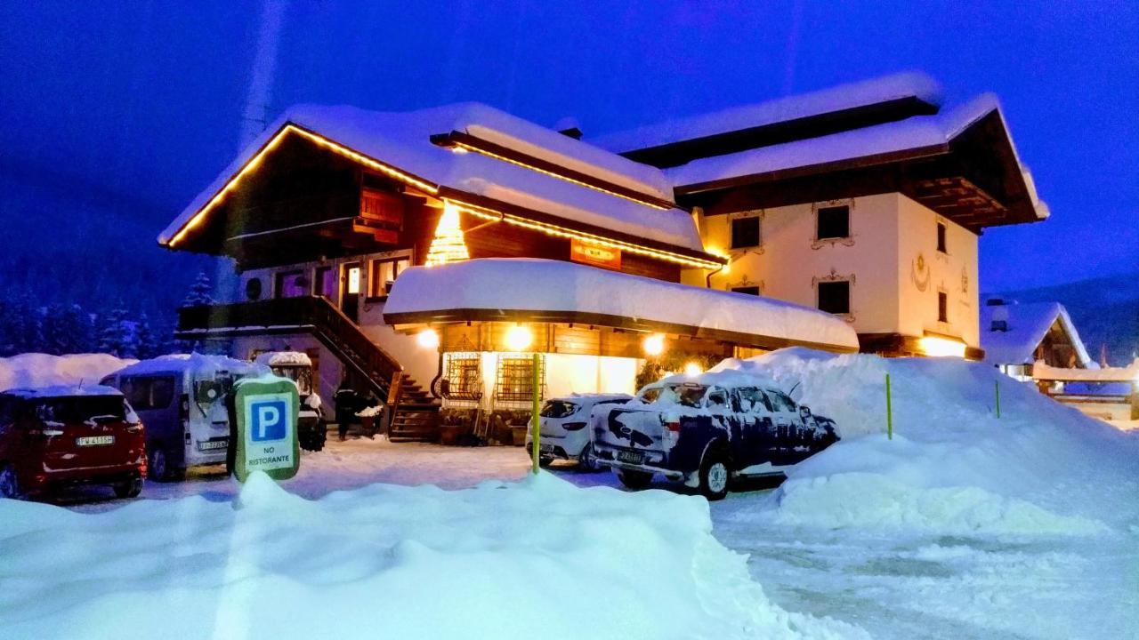 Residence La Pineta 파돌라 외부 사진
