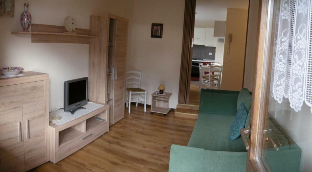 Residence La Pineta 파돌라 외부 사진